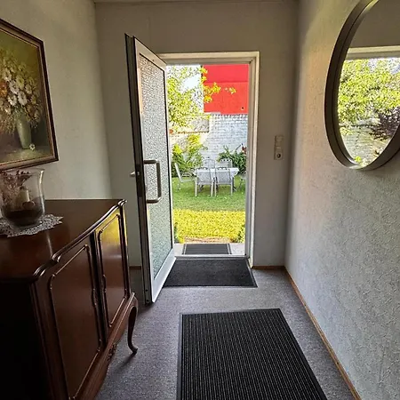 Haus Gudrun 招待所 *