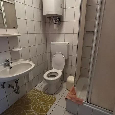 招待所 Haus Gudrun 洛尔施